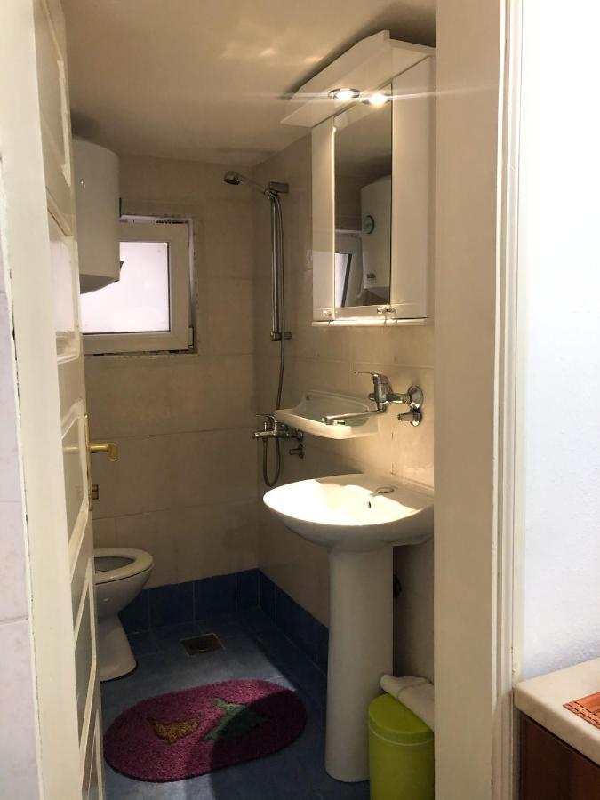סוטומורה Apartments Moracanin מראה חיצוני תמונה