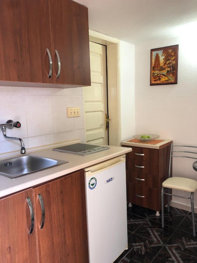 סוטומורה Apartments Moracanin מראה חיצוני תמונה
