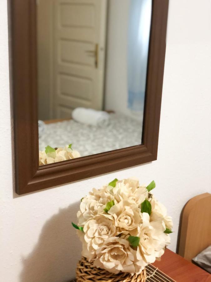 סוטומורה Apartments Moracanin מראה חיצוני תמונה