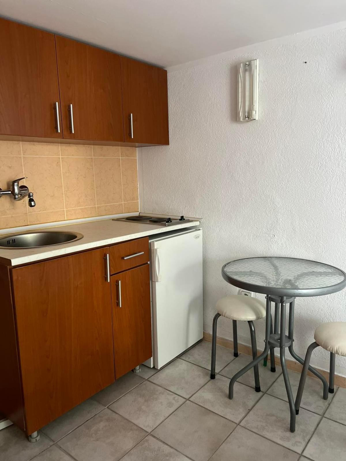 סוטומורה Apartments Moracanin מראה חיצוני תמונה