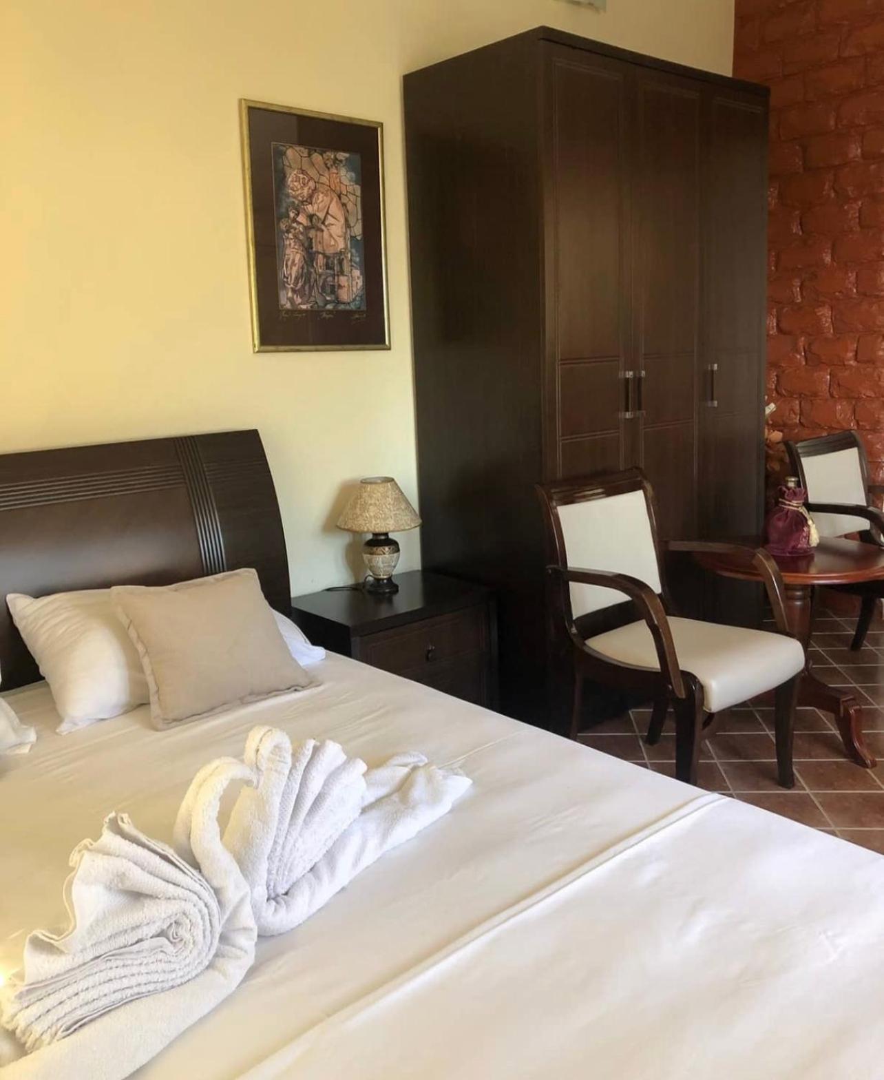 סוטומורה Apartments Moracanin מראה חיצוני תמונה
